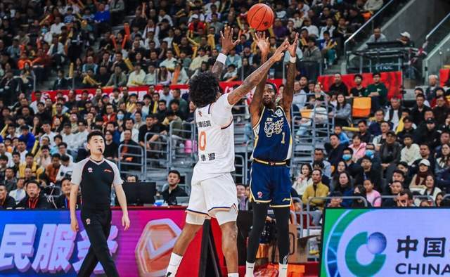 九游娱乐登录入口-央视直播！上海VS广东胜券在握，五位国手同时缺阵，杜锋恐遭淘汰